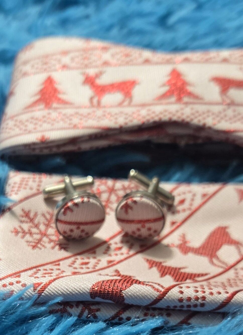 Adjustable Red & White Reindeer Snowflake Bow Tie & Cufflinks Holiday Set - Picture 2 of 7